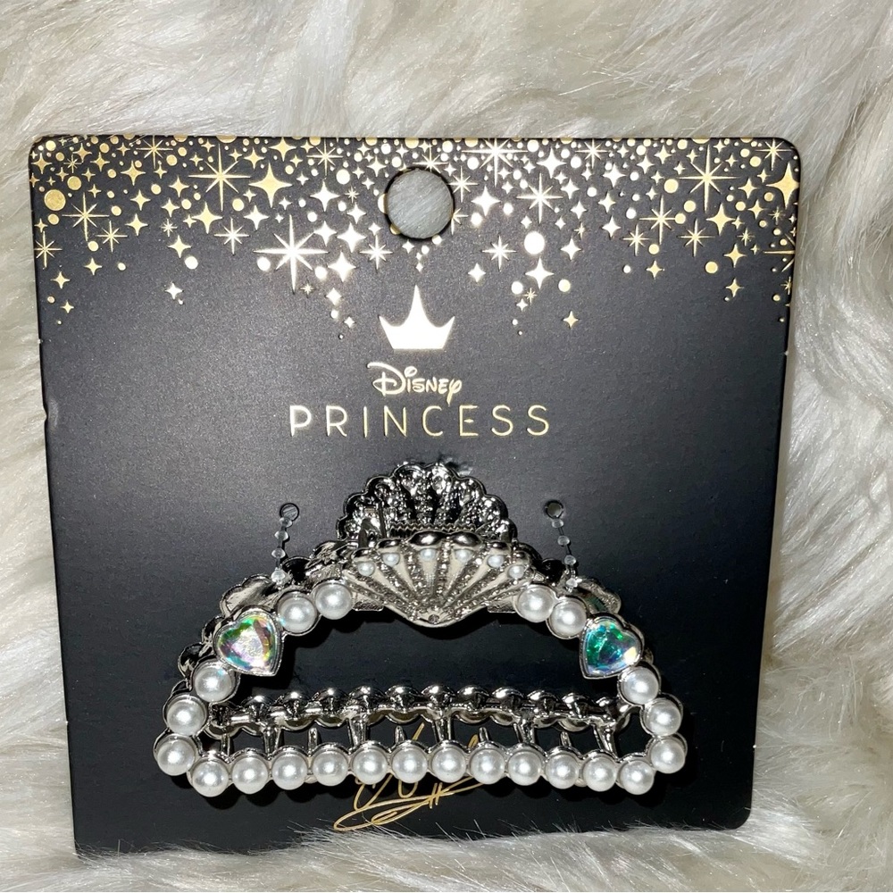 π«#1 THE LITTLE MERMAID BEAUTY BUNDLE - Picture 9 of 10